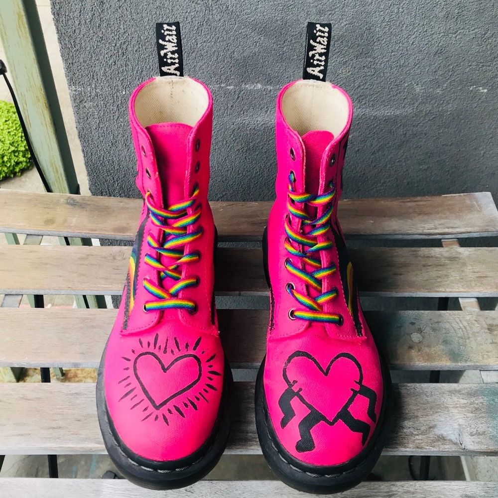 🏳️‍🌈PRIDE🏳️‍🌈 Custom Dr. Martens Page